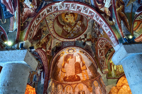 Cappadoce : Visite guidée du musée en plein air de Göreme avec transfertGuide de la langue espagnole