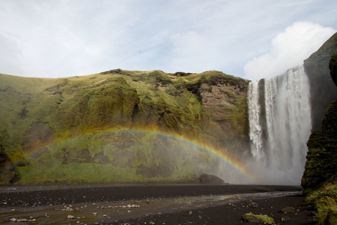 Da Reykjavik: Tour a piedi della costa meridionale e del ghiacciaioDa Reykjavik: tour escursionistico della costa meridionale e del ghiacciaio