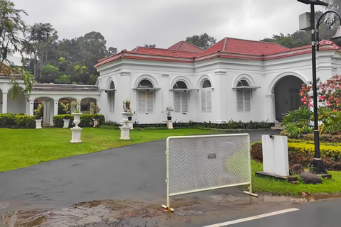 De Jacarta : Jardim Botânico, Cachoeiras, Vistas Naturais