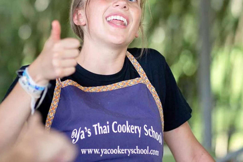 Krabi: Ya Thai evening Cooking Class with Transfer in Aonang Set Menu C