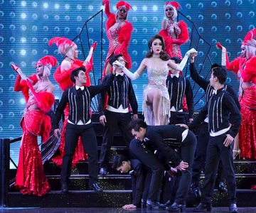 Пхукет: входной билет на шоу Simon Cabaret