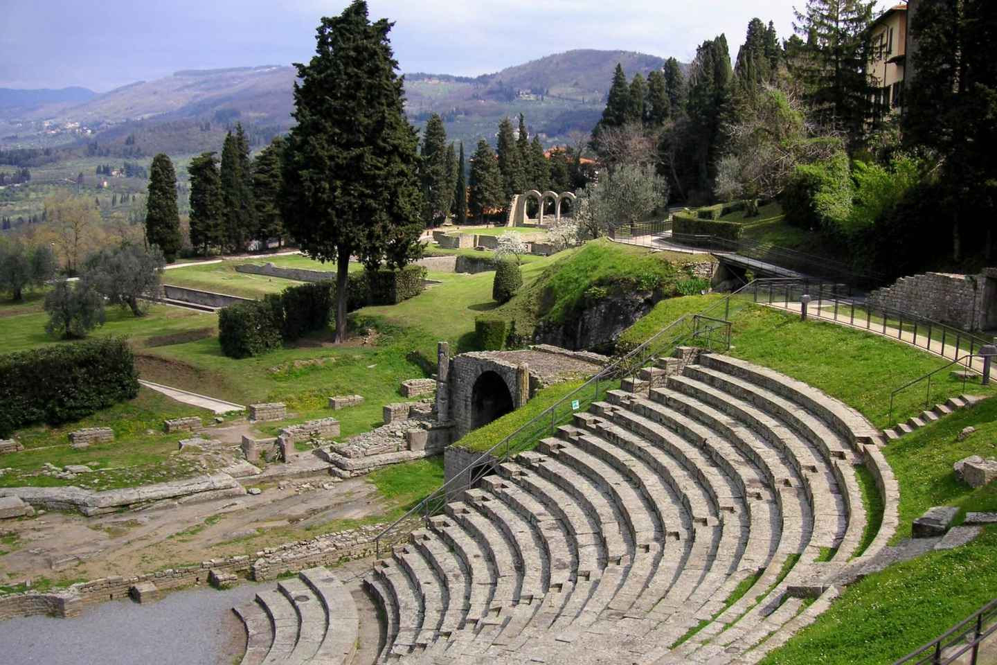 Florence to Fiesole golf cart tour: history &panoramic views