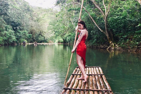 Montego Bay et Negril : Rafting en bambou et équitation sur la rivière Lethe