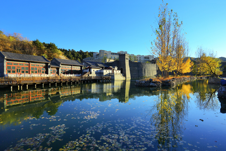 Beijing: Getaway to Simatai Great Wall & Gubei Water Town Twilight Tour Simatai Great Wall & Gubei Water Town by Night
