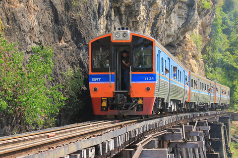 Ab Bangkok: Historische Tagestour zum Fluss KwaiTour ohne Hotelabholung