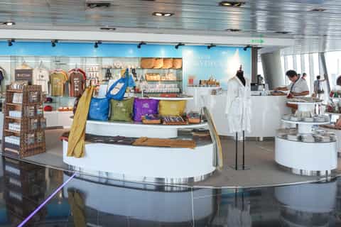 Bitexco Financial Tower: Saigon Sky Deck - Fast Track Ticket