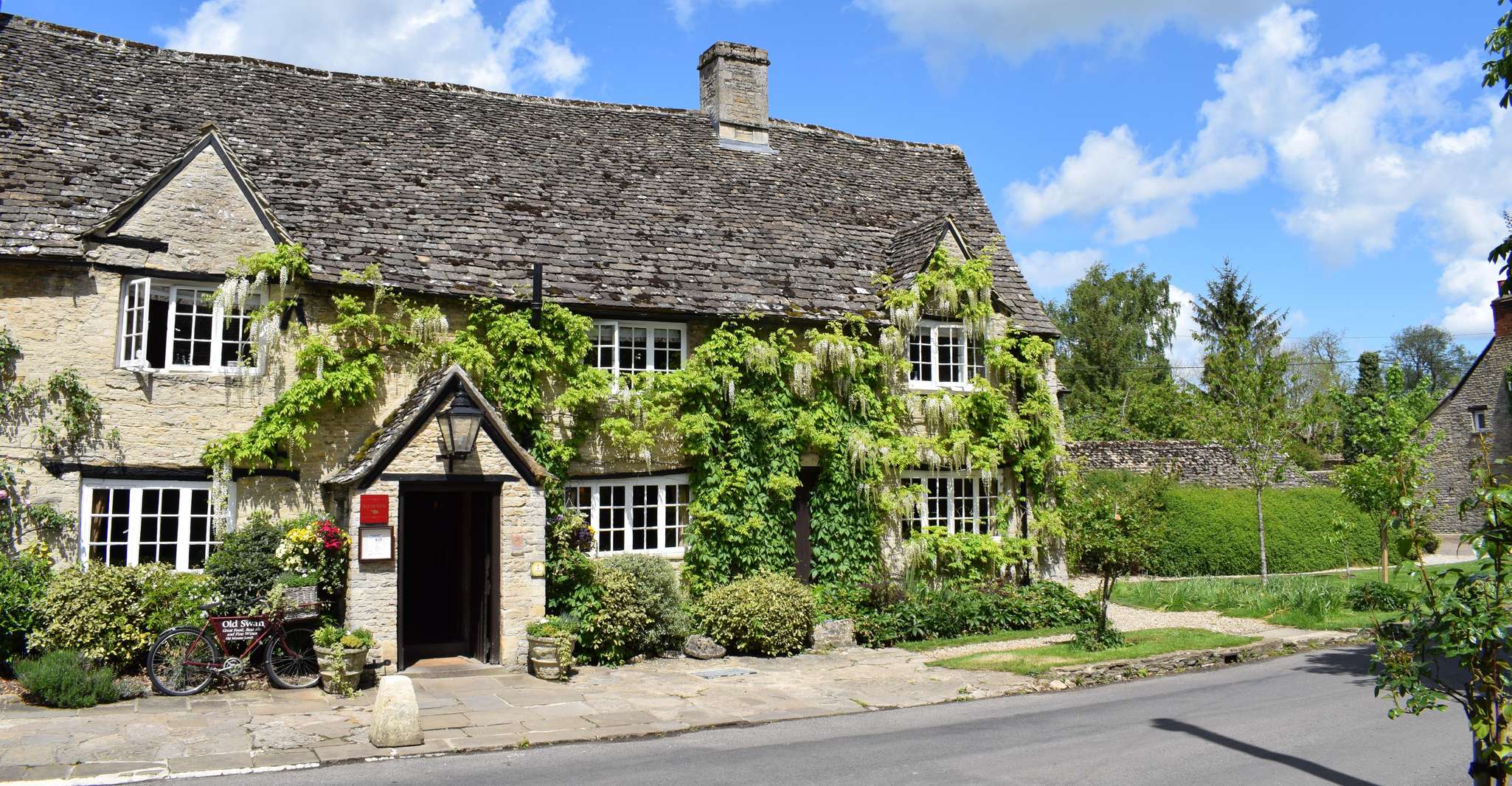 From Oxford, Cotswolds Towns and Villages Small Group Tour - Hizvo