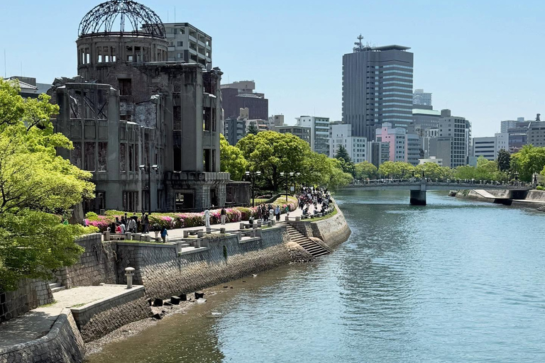 Visite privée de Hiroshima en espagnol : histoire, émotion et guide local