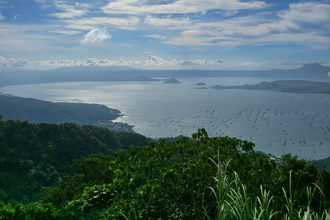 私人观光：大雅台高地和塔尔火山游船私人观光：大雅台中部地区和塔尔火山游船