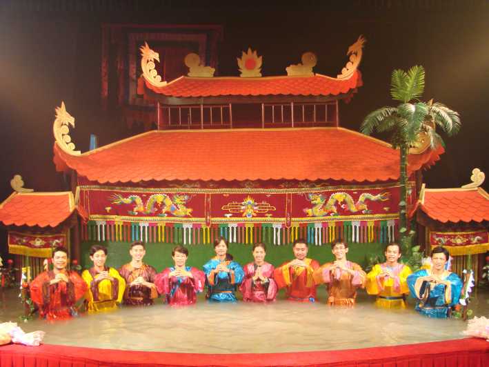 Ho Chi Minh: spettacolo delle marionette sull'acqua