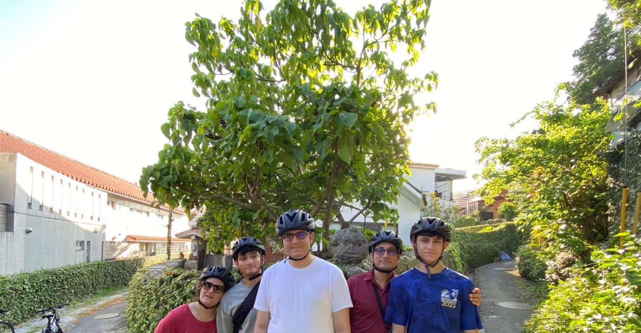 沖縄 の 地元 で の 経験 と サンセット ・ サイクリング - Hizvo