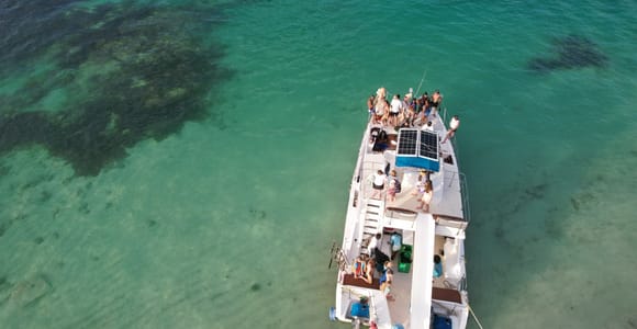 Punta Cana: Catamaran Party with Snorkeling and Open Bar