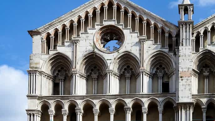 ferrara private walking tour w/ a local guide