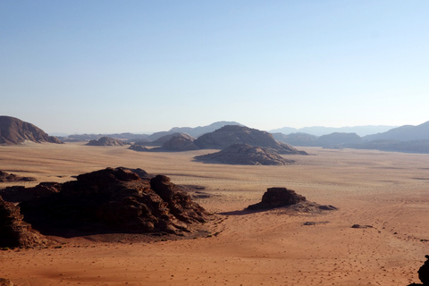 Wadi Rum: Vuelo en globo aerostático con servicio de recogida