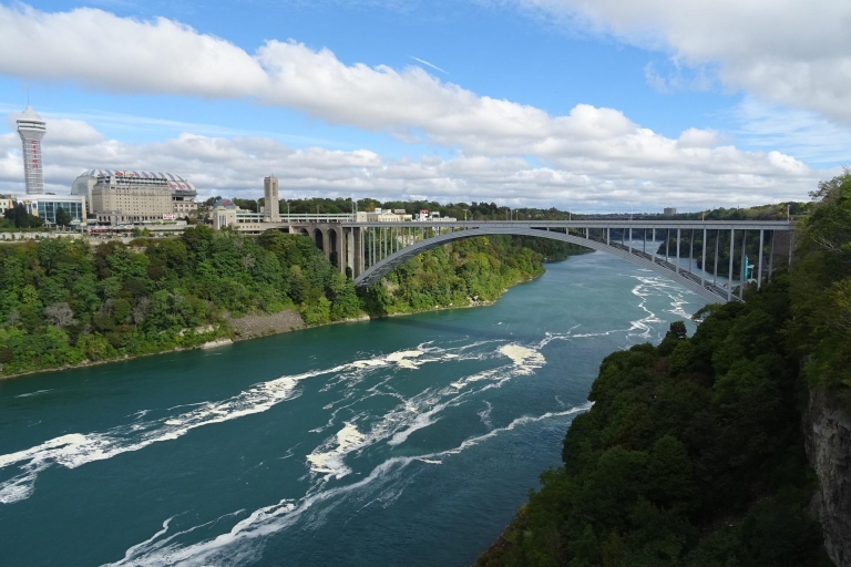 Wodospad Niagara, USA: Stary Fort i Opcjonalna Pokojówka z MgłyWycieczka z przewodnikiem + Stary Fort Niagara + Posiłek