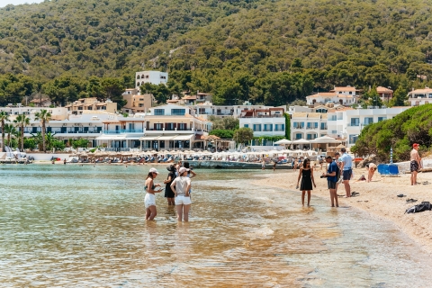 Atenas: tour en barco a Angistri y Egina con baño en MoniAtenas: excursión en barco por islas con traslados desde hoteles
