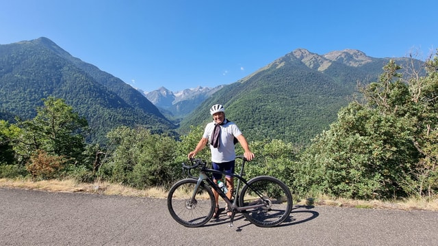 Delivery Bike Rental and Guided Tours in La Rioja