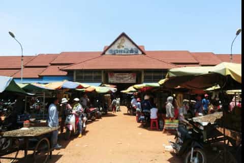 siem reap morning local market and pagoda private tour