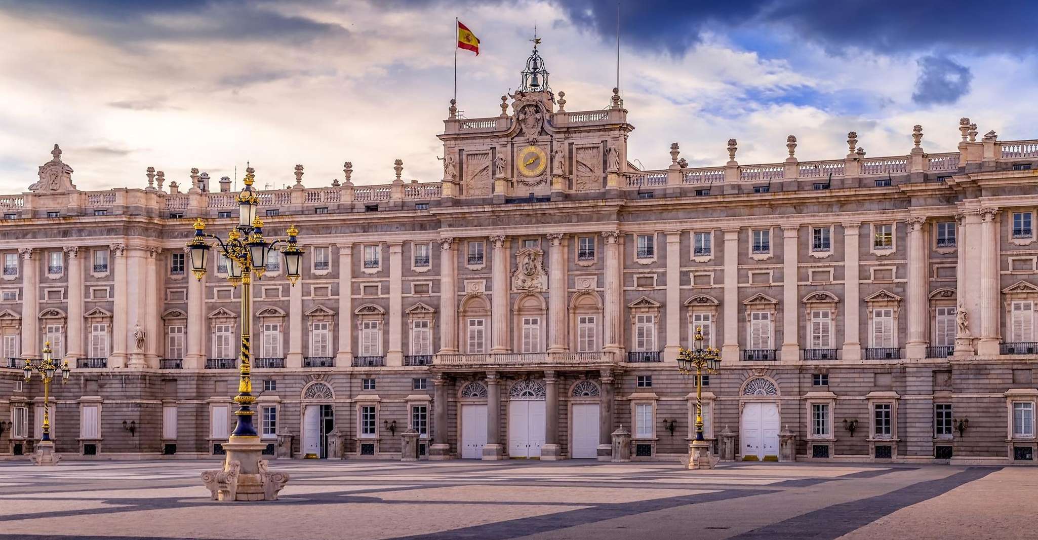 Madrid: Welcome to Madrid Guided Walking Tour in English
