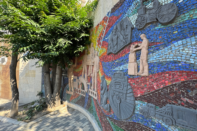 Baku Soviet Mosaics and Architecture Tour