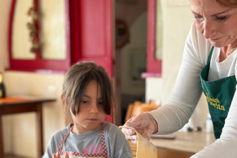 Sorrento: Cooking with a Local Chef & Wine Pairing by the Sea