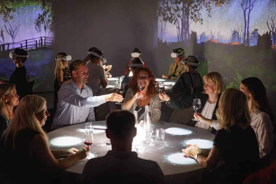 Tallinn: Einzigartiges kulinarisches Erlebnis mit 4-Gänge-Abendessen. Foto: GetYourGuide Tallinn: Einzigartiges kulinarisches Erlebnis mit 4-Gänge-Abendessen. Foto: GetYourGuide