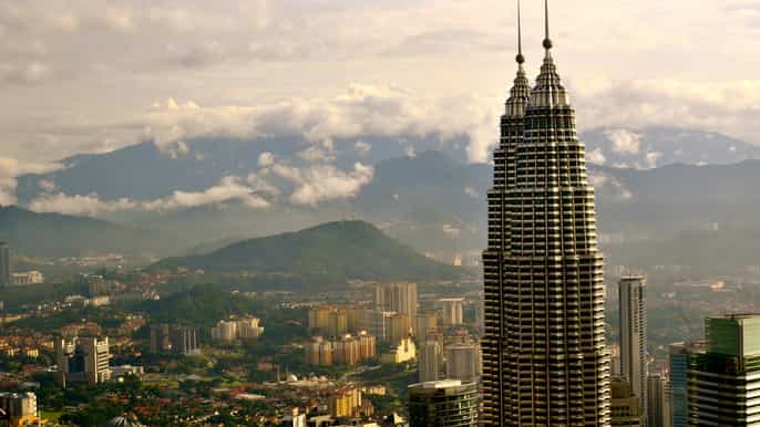 from klia or port klang kuala lumpur transit tour