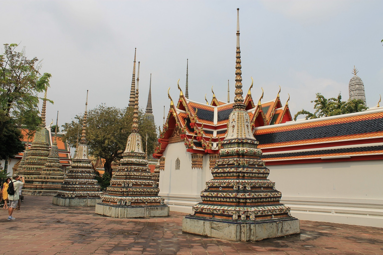 Tour privado por Wat Pho, Wat Arun y Wat Hong Rattanaram