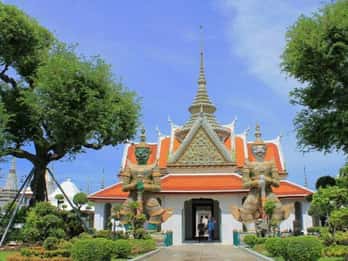 Private Tour durch Wat Pho, Wat Arun und Wat Hong Rattanaram