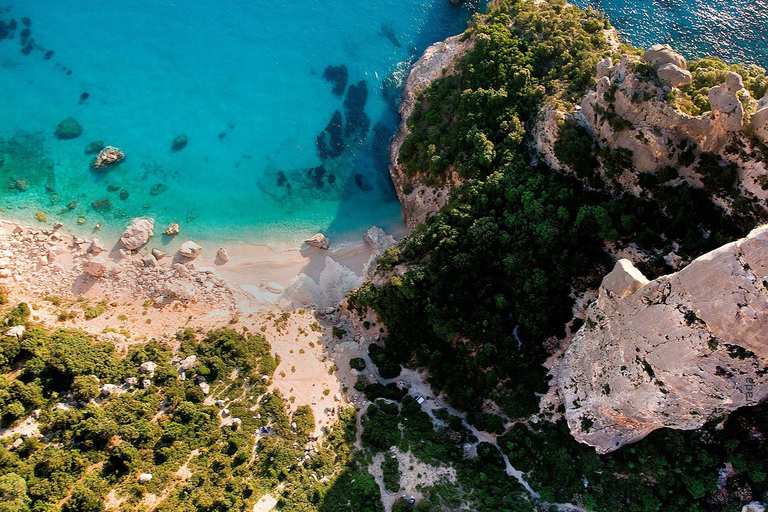 Santa Maria Navarrese: Full-Day Costa di Baunei Boat Tour
