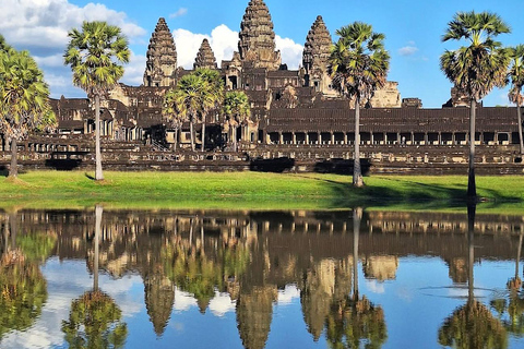 Siem Reap: Personalized Angkor Wat Private Guided Tour 3 Hours–Angkor Wat Focus with Sunrise
