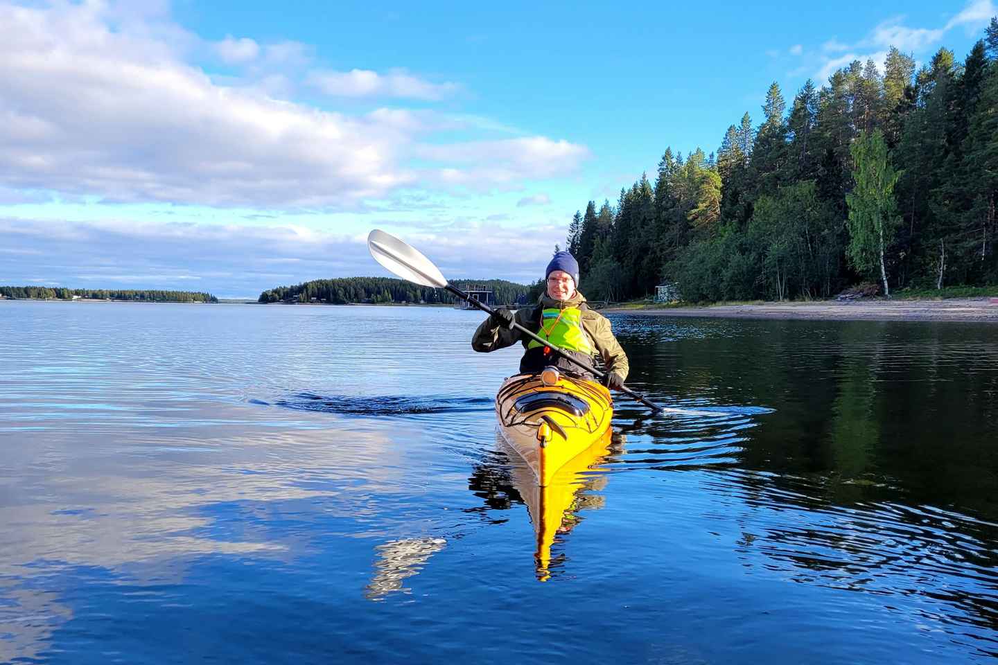 Luleå: Archipelago Kayaking Tour with Guide