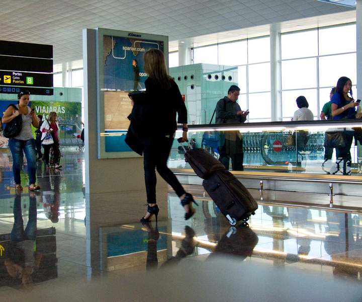 Niagara Falls, NY State: Private Buffalo Airport Transfer
