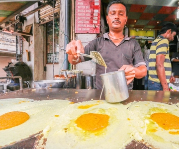 Kuala Lumpur: Evening Food Tour by Bike