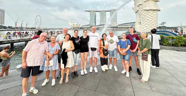 Singapore River Cruise and 2 Must-see Water Light Shows photo 8