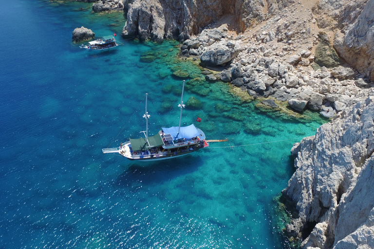 Antalya/Kemer : Excursion en bateau à Porto Genoese et bain de boue avec déjeunerOption de lieu de rendez-vous