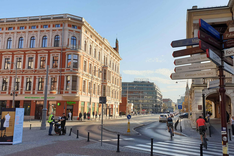 Wroclaw: Tour by large Historic Tram (1,5 h, 32 seats) Wroclaw: Tour by large Historic Tram