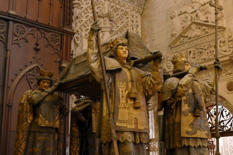 Sevilla: Kathedralen-Tour ohne AnstehenSevilla: Kathedralen-Tour ohne Anstehen auf Spanisch