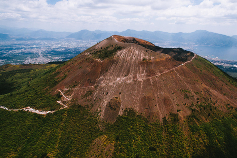 From Naples Vesuvius easy transfer+ ticket and audioguide