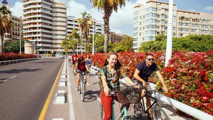 valencia highlights private bike tour