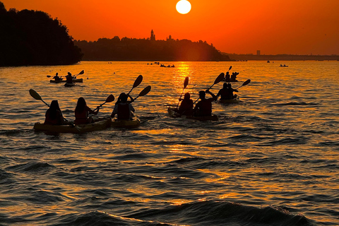 Belgrade: Sunset Kayak Tour