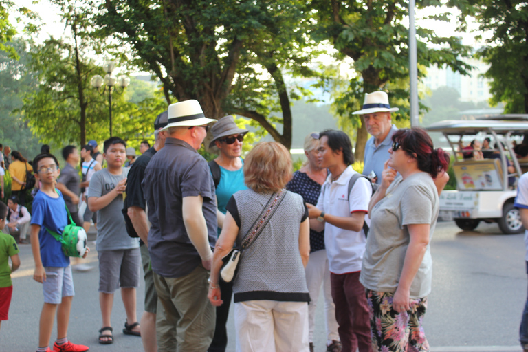 Puntos destacados de Hanoi: Tour de ciudad de grupo pequeño de día completo con almuerzoTour en grupo pequeño