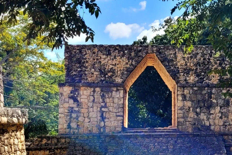 Valladolid: Ek Balam, X’Canché & X’Canahaltún cenotes, lunch