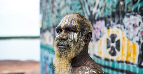 Von Darwin aus: Tiwi By Design Tour mit der Fähre