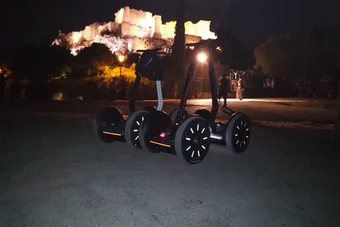 Tour di Atene di notte in Segway