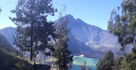 Mount Rinjani Trekking 3D/2N Lake, Hot Spring Full Experience