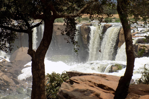 Nairobi: Fourteen Falls & Mt. Kilimambogo Fitness Hike
