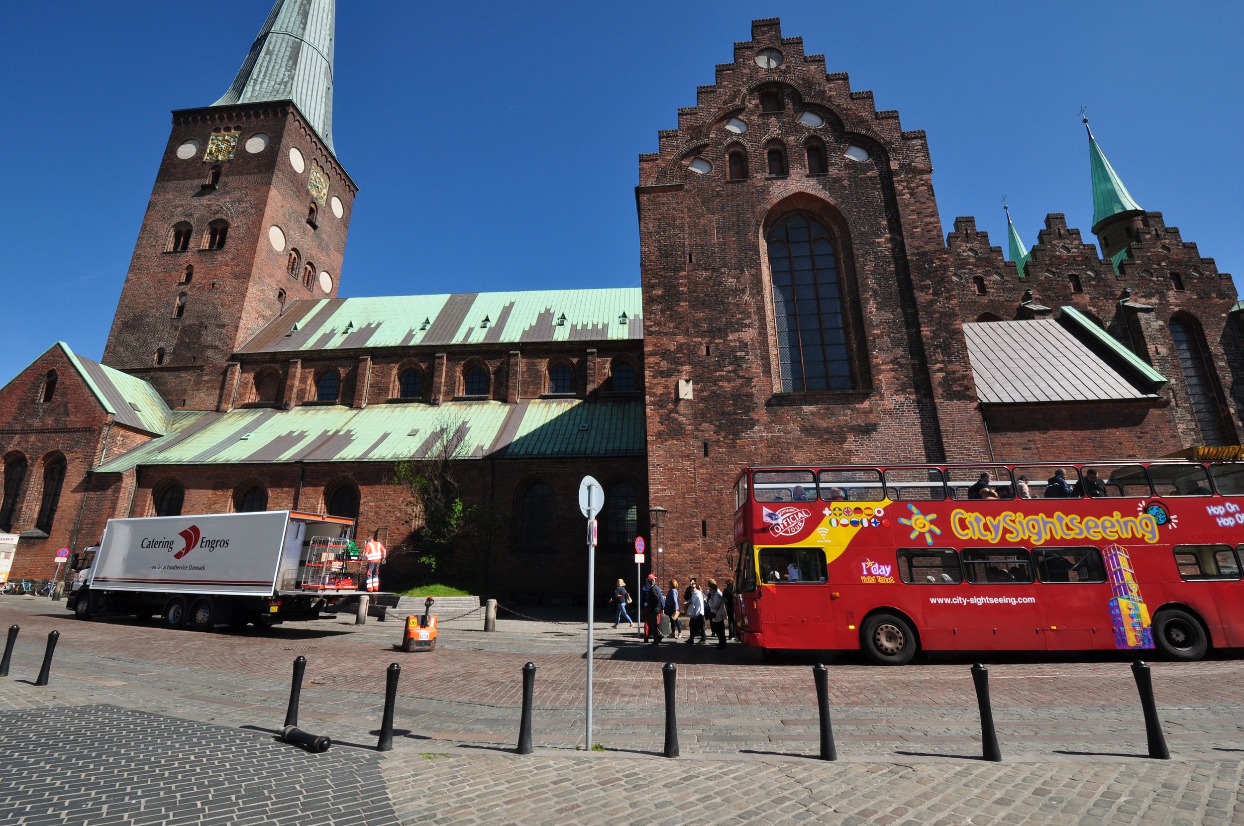 Aarhus: Hop-On/Hop-Off-Sightseeing-Bustour