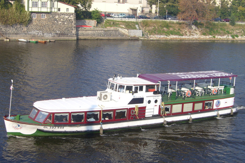 Praga: Cruzeiro de 1 hora pelo rio VltavaPraga: cruzeiro de 1 hora no rio Vltava