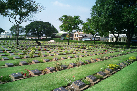 Au départ de Bangkok : Visite privée du chemin de fer de la mort et du pont de la rivière Kwai